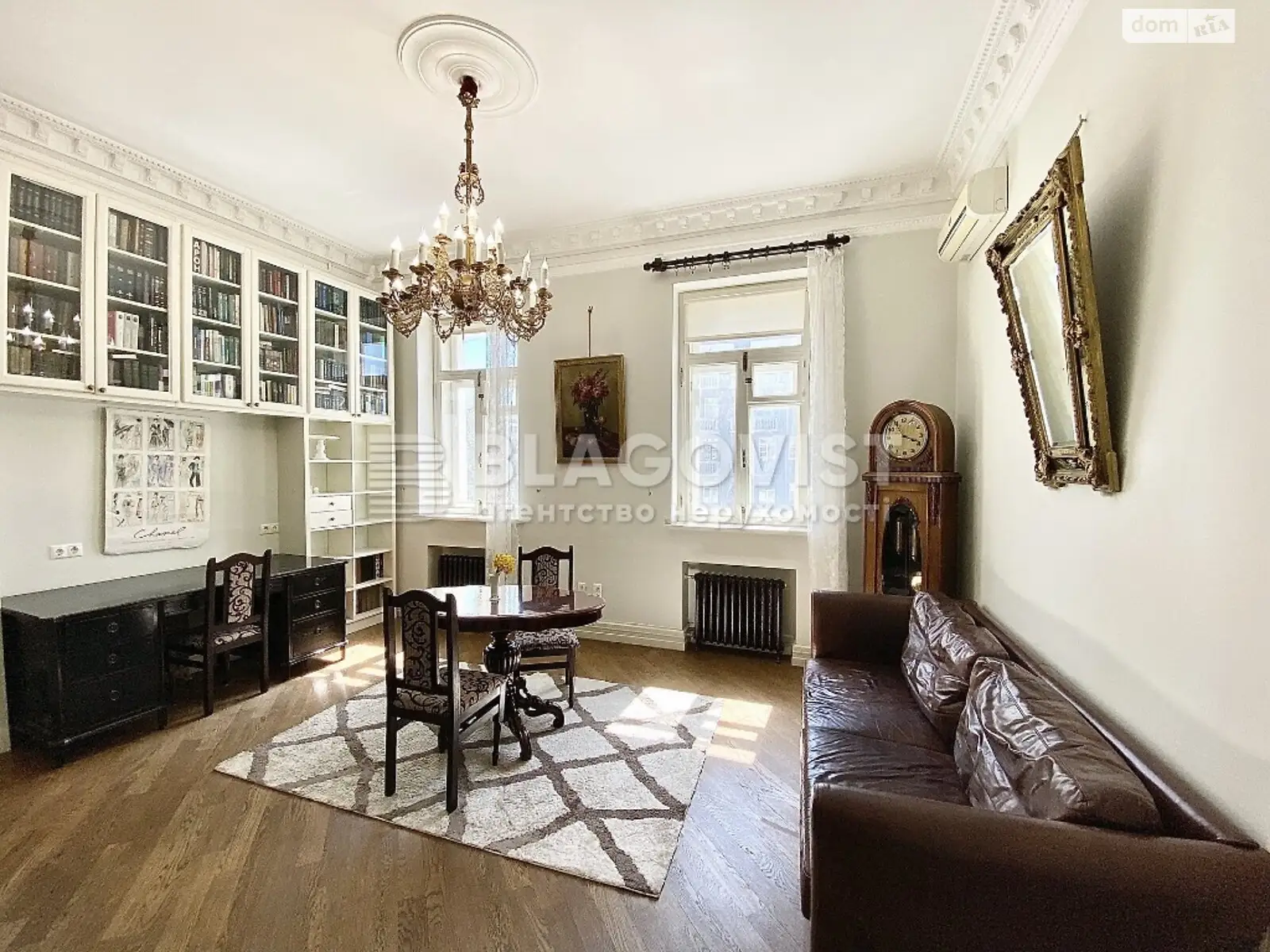 Продается 2-комнатная квартира 47 кв. м в Киеве, ул. Богдана Хмельницкого, 50 - фото 1