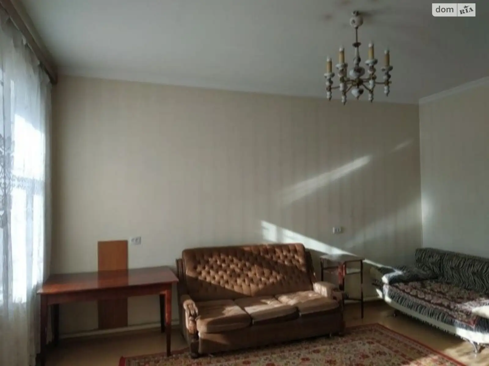 Продается 2-комнатная квартира 46 кв. м в Одессе, ул. Генерала Ватутина - фото 1