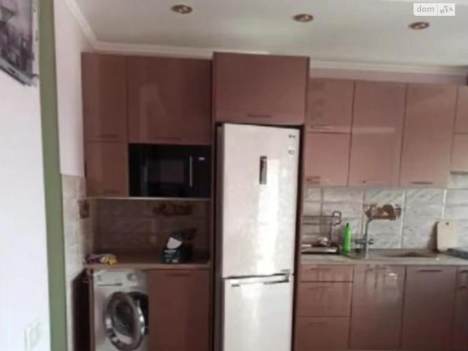 Продается 1-комнатная квартира 39 кв. м в Одессе, ул. Александра Вронского, 14 - фото 1
