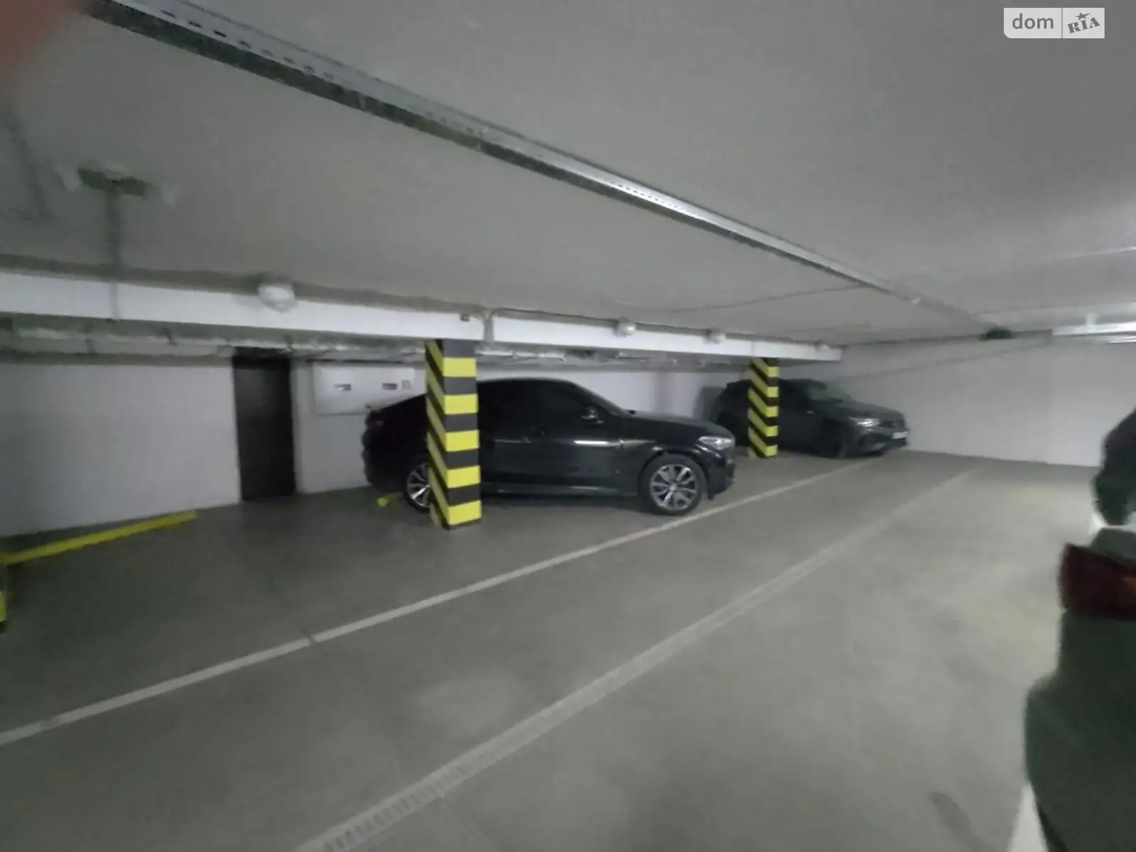 Продается подземный паркинг под легковое авто на 16 кв. м - фото 2