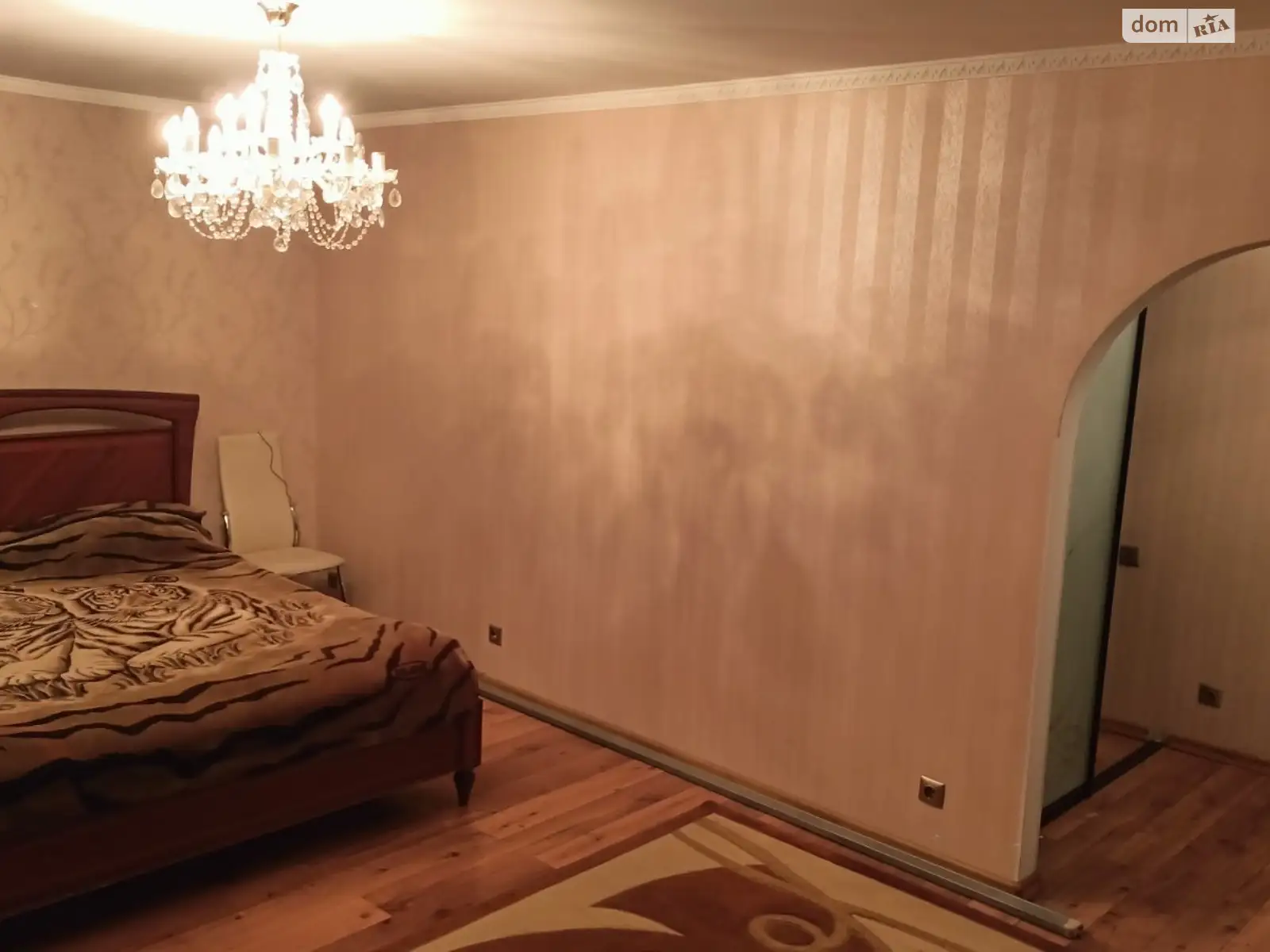 Продается 1-комнатная квартира 36 кв. м в Николаеве, пер. Кобера, 15 - фото 1