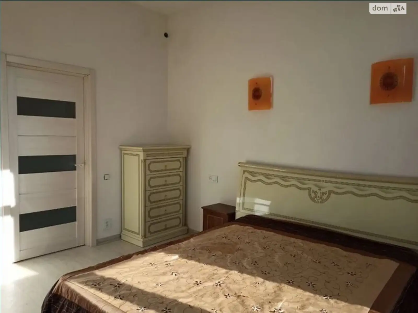 Продается 2-комнатная квартира 63.3 кв. м в Одессе, просп. Гагарина, 16 - фото 1