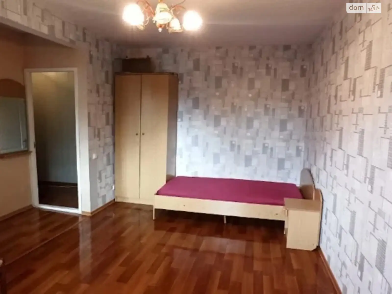 Продається 1-кімнатна квартира 31.5 кв. м у Одесі, вул. Кондрашина