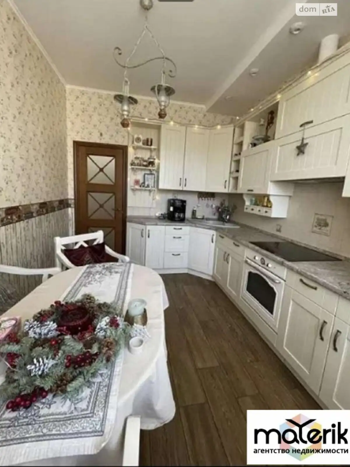 Продається 2-кімнатна квартира 45 кв. м у Одесі, цена: 51000 $