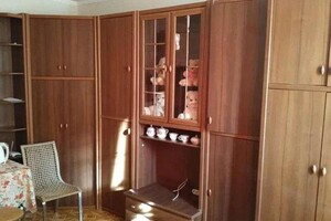 Продается комната 21 кв. м в Киеве, цена: 18000 $
