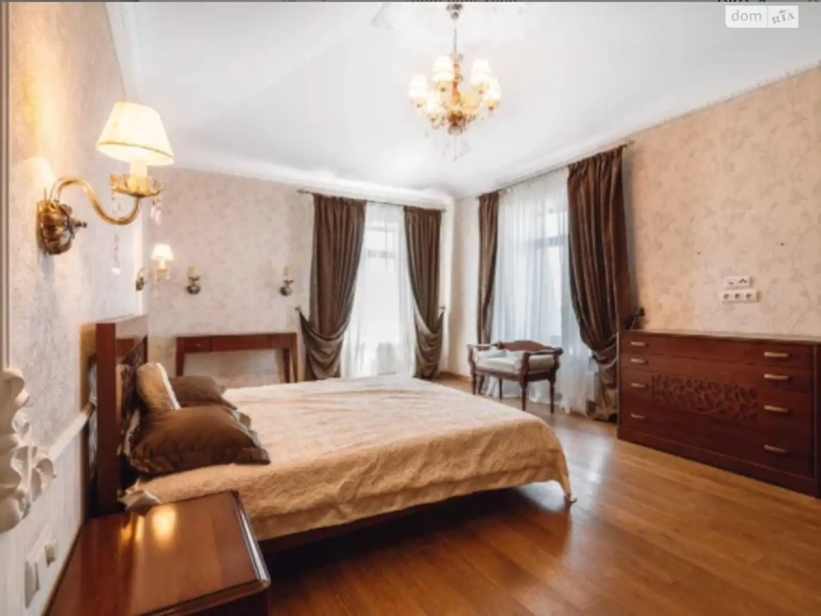 Продається 4-кімнатна квартира 135 кв. м у Одесі, вул. Маразліївська, 64 - фото 1