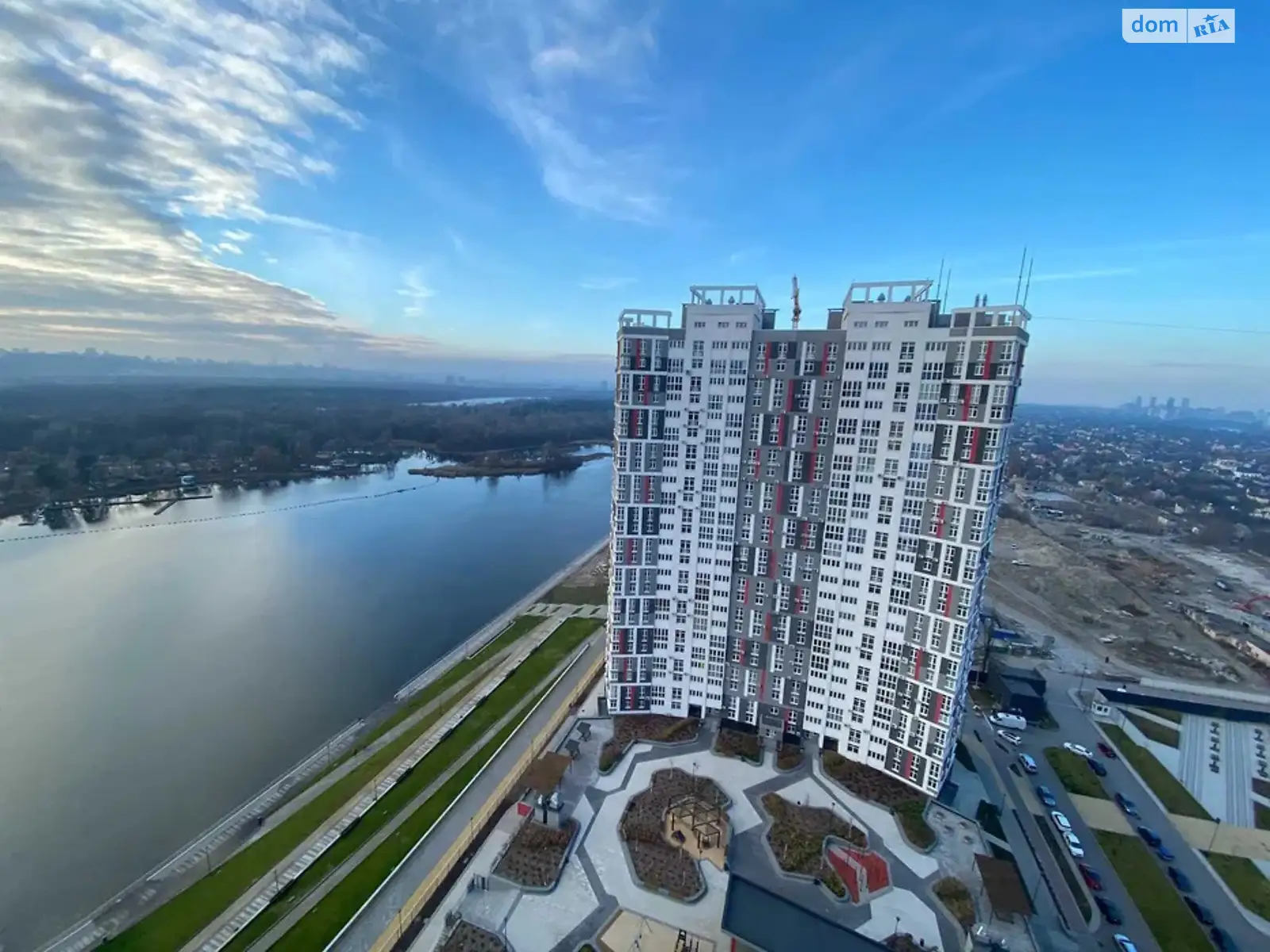 Продается 2-комнатная квартира 87.7 кв. м в Киеве, ул. Никольско-Слободская, 15 - фото 1