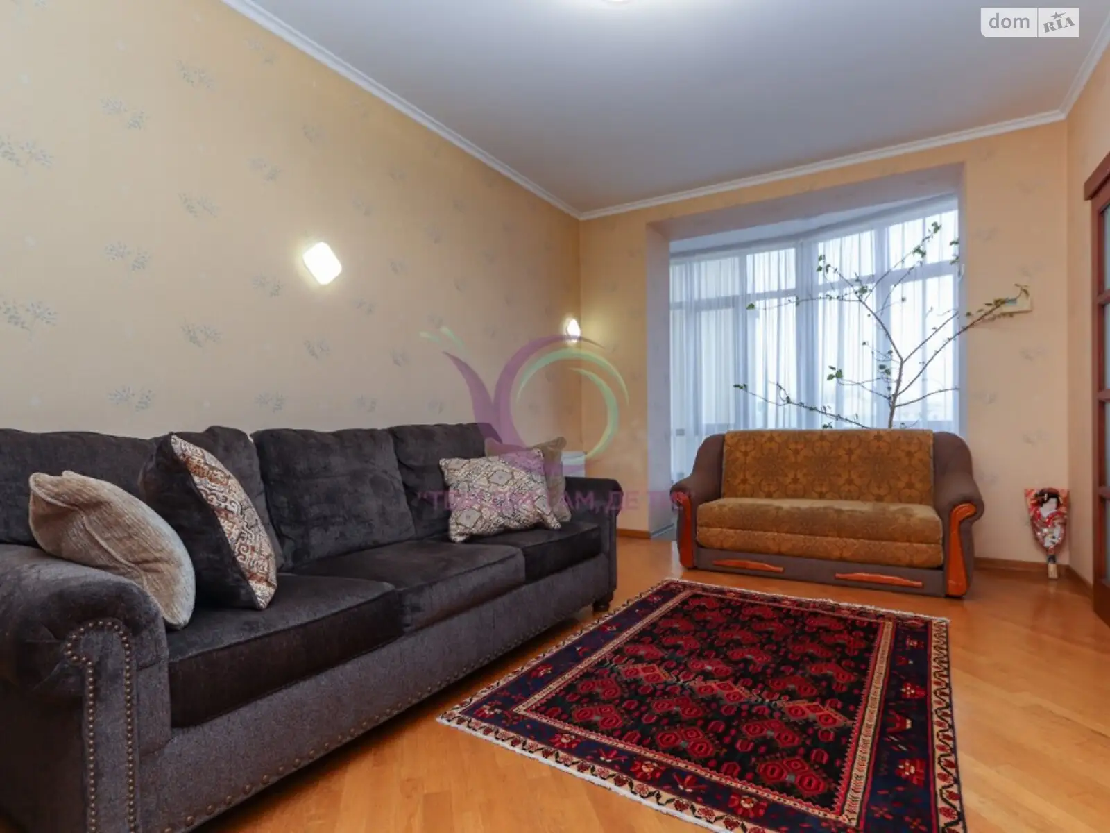 Сдается в аренду 5-комнатная квартира 150 кв. м в Ивано-Франковске, ул. Вячеслава Черновола