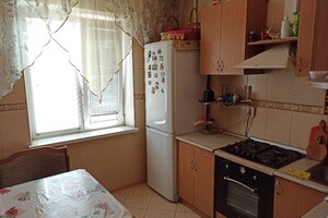 Сдается в аренду комната 50 кв. м в Киеве, цена: 3000 грн
