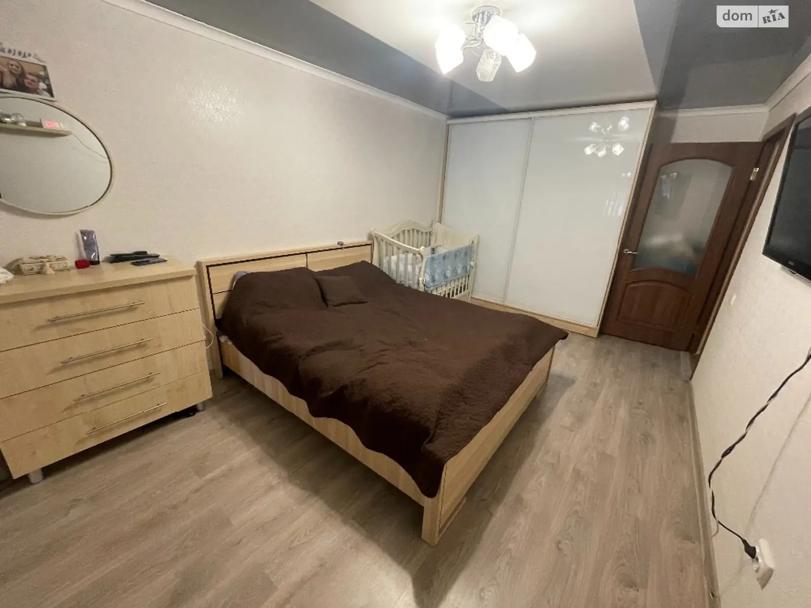 Продается 2-комнатная квартира 48 кв. м в Одессе, ул. Академика Филатова