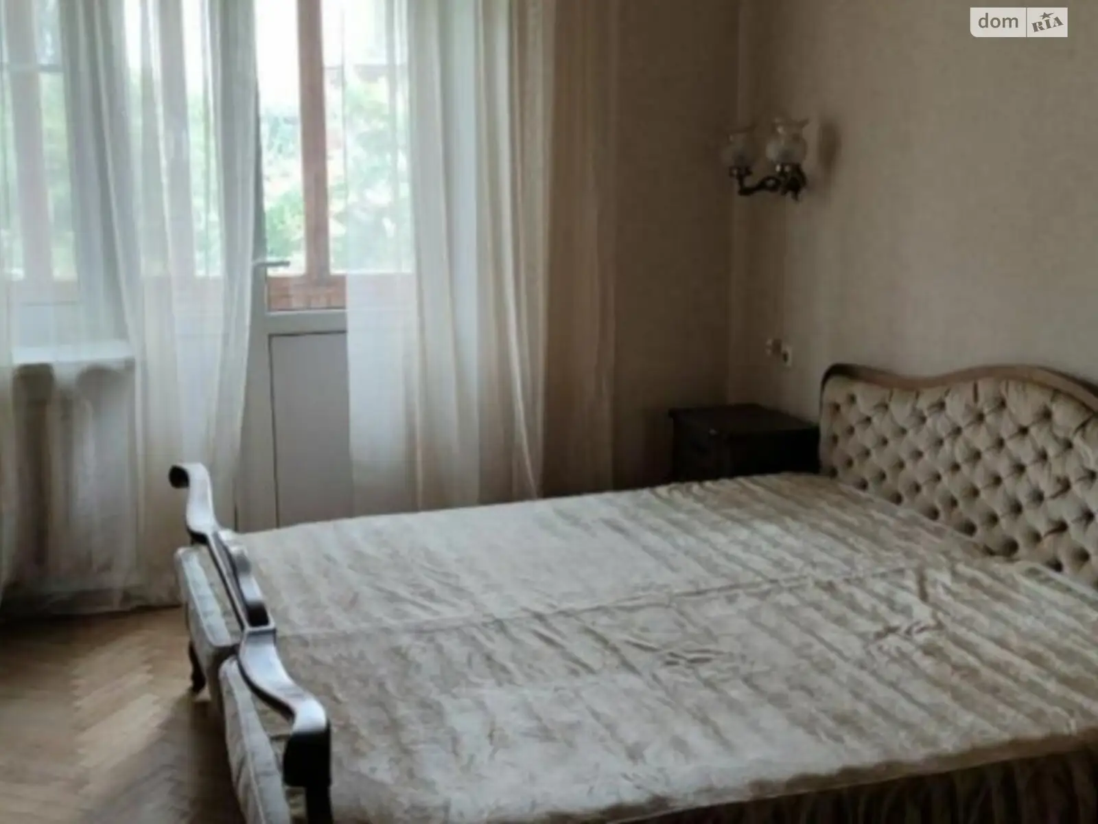 Продается 2-комнатная квартира 50 кв. м в Киеве, ул. Маккейна Джона, 9 - фото 1