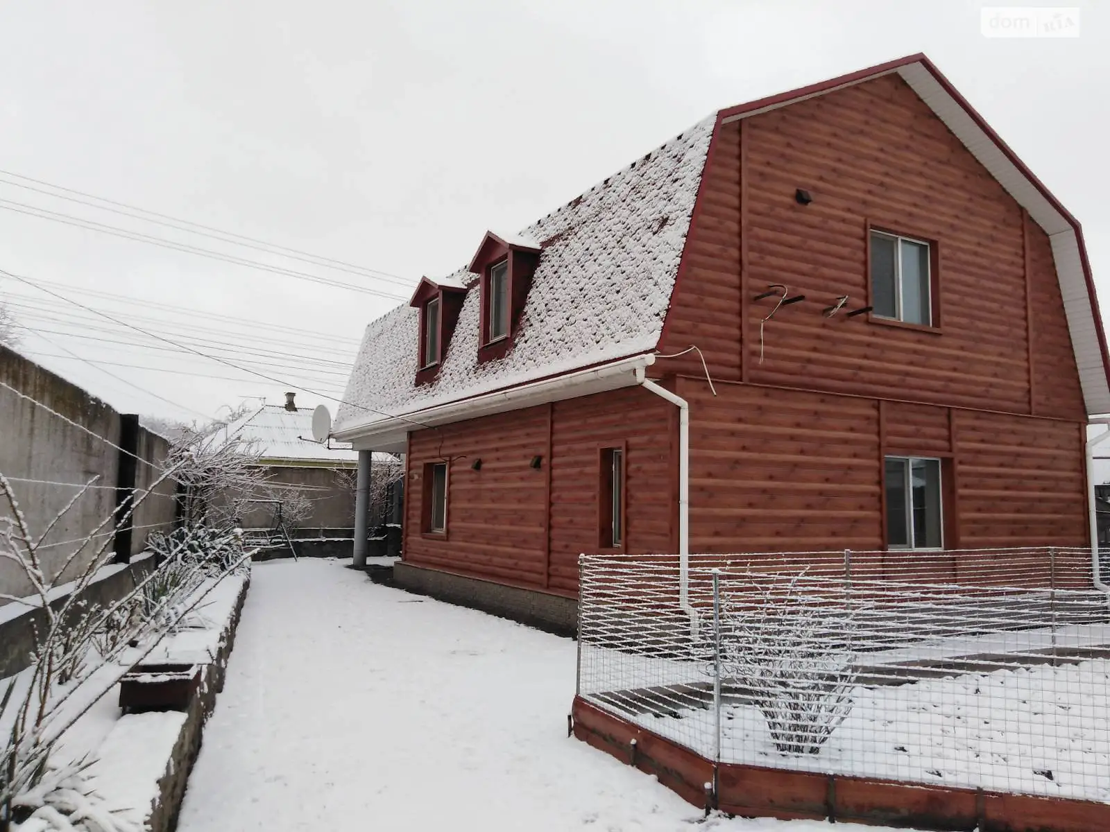 Продается дом на 2 этажа 154 кв. м с беседкой, цена: 125000 $ - фото 1