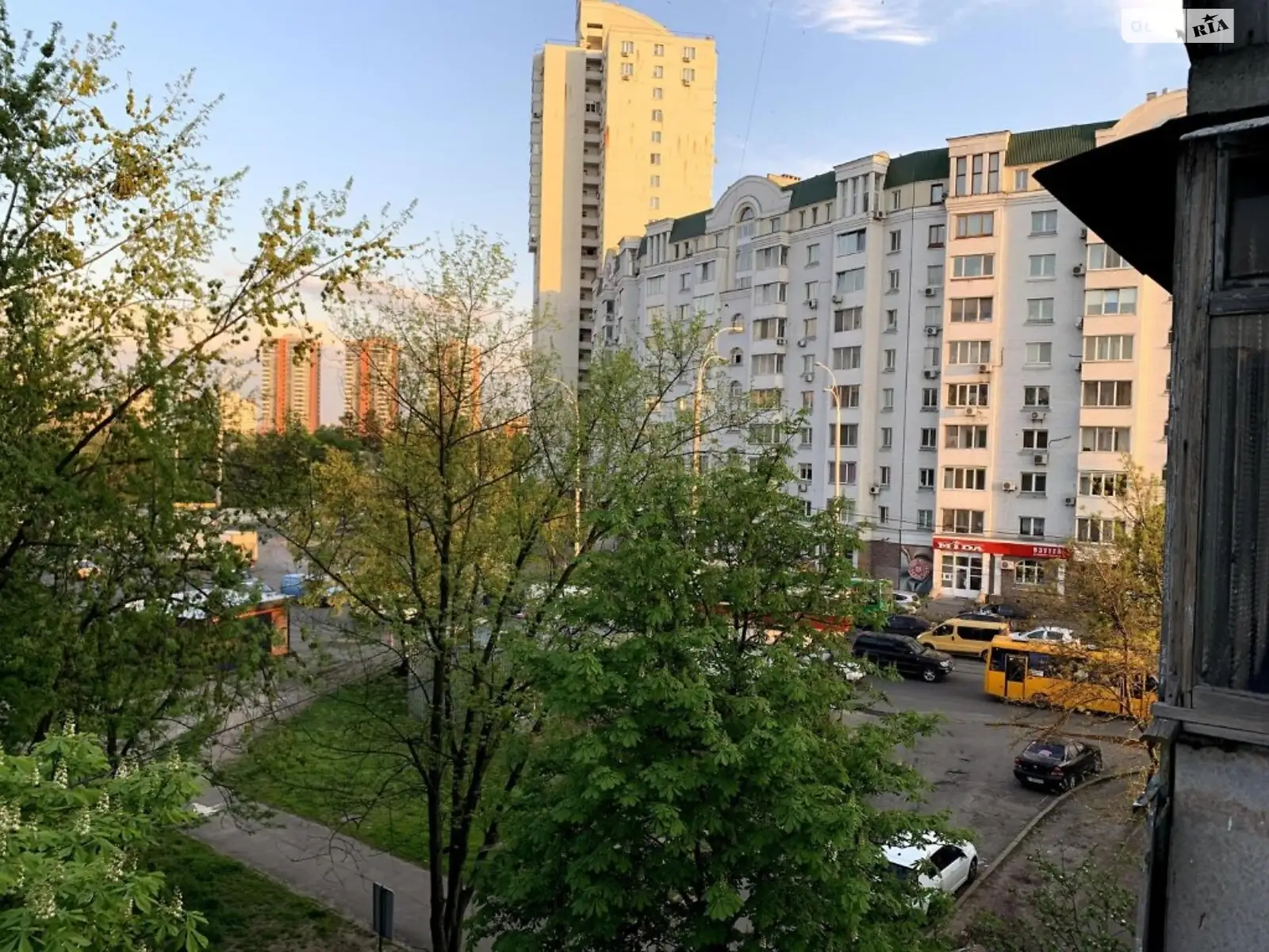 Продается 3-комнатная квартира 68 кв. м в Киеве, ул. Полярная, 3 - фото 1