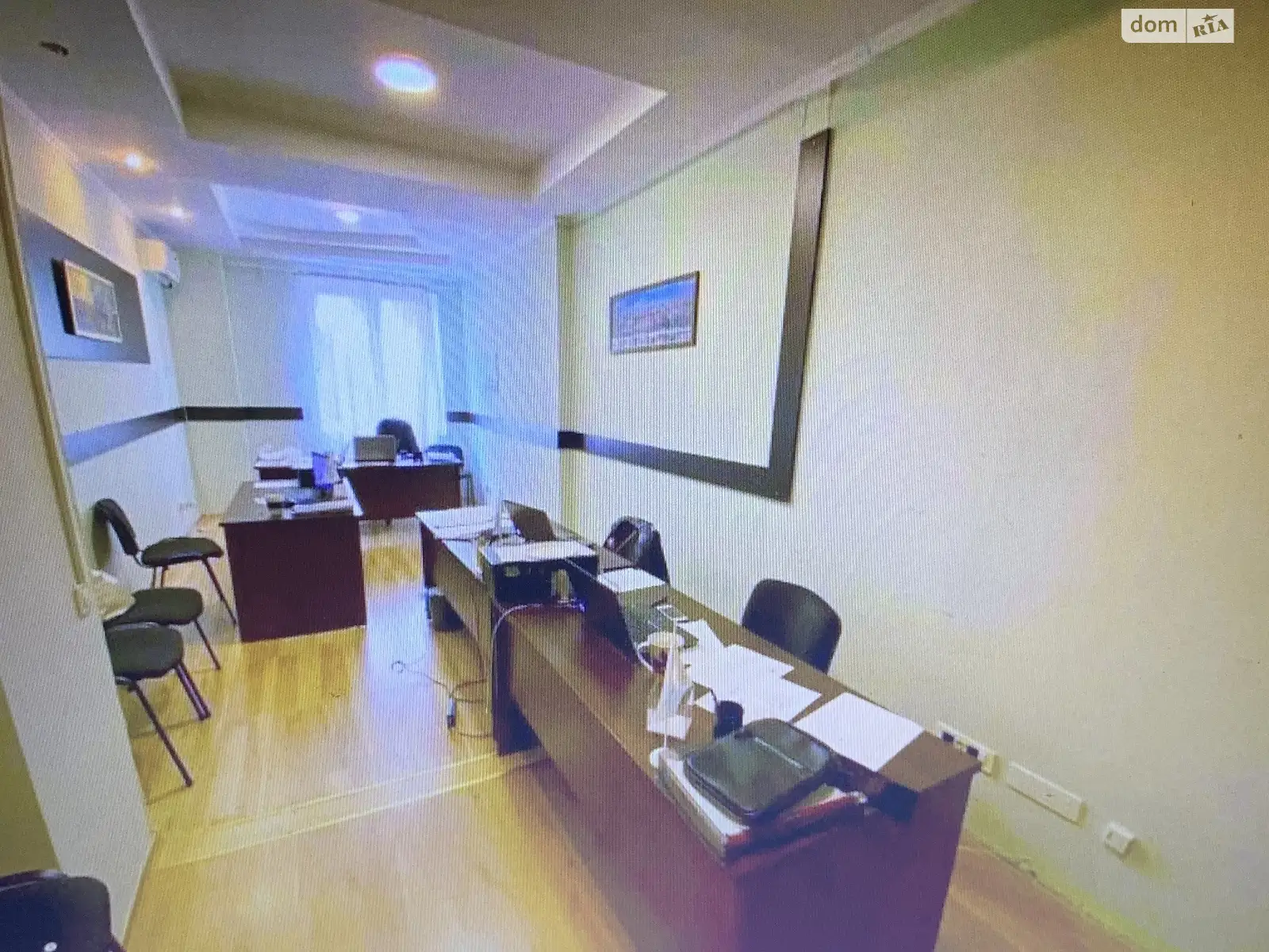 Продается офис 122 кв. м в бизнес-центре - фото 2