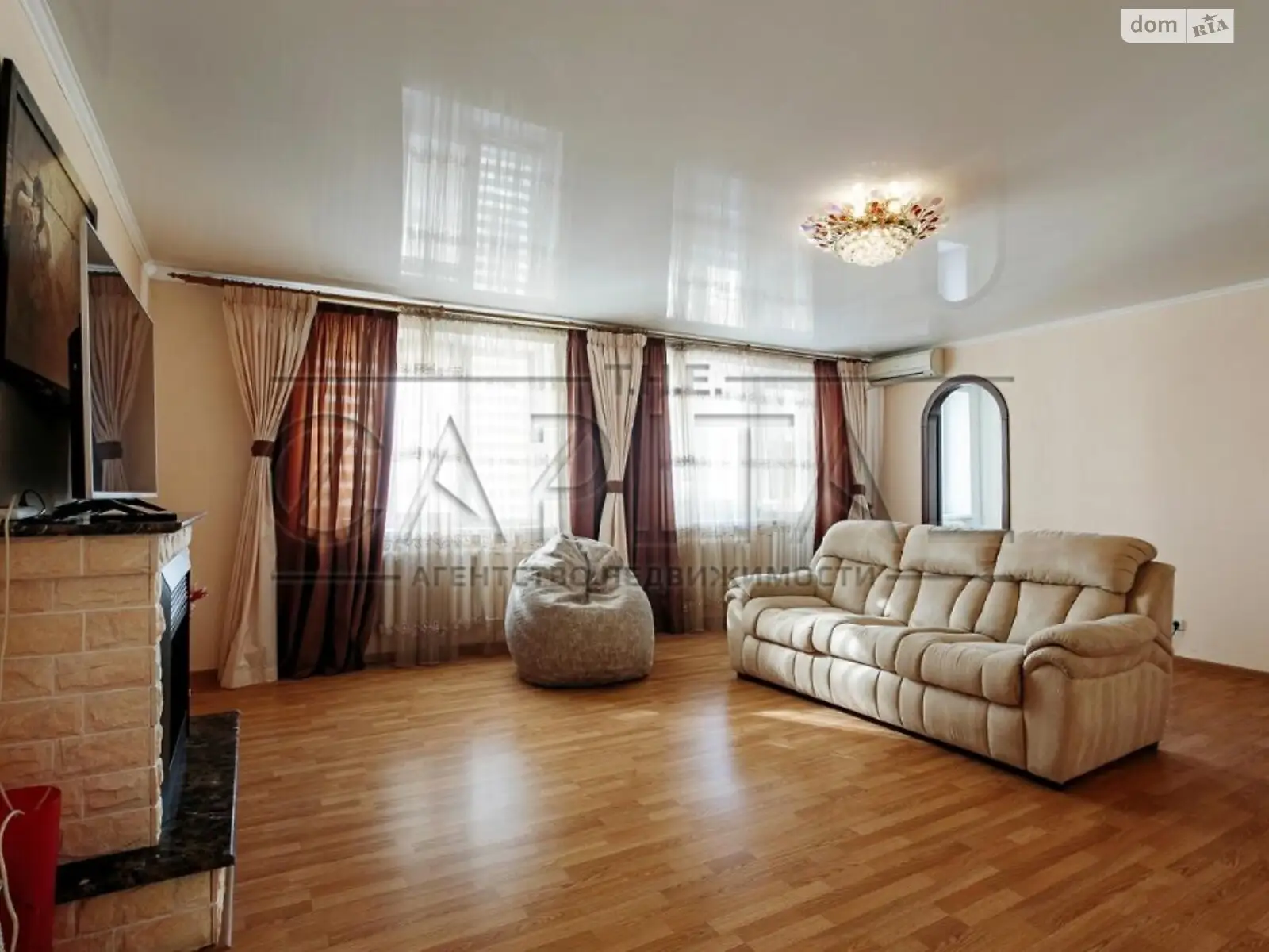 Продается 3-комнатная квартира 105.3 кв. м в Киеве, ул. Горловская, 220 - фото 1