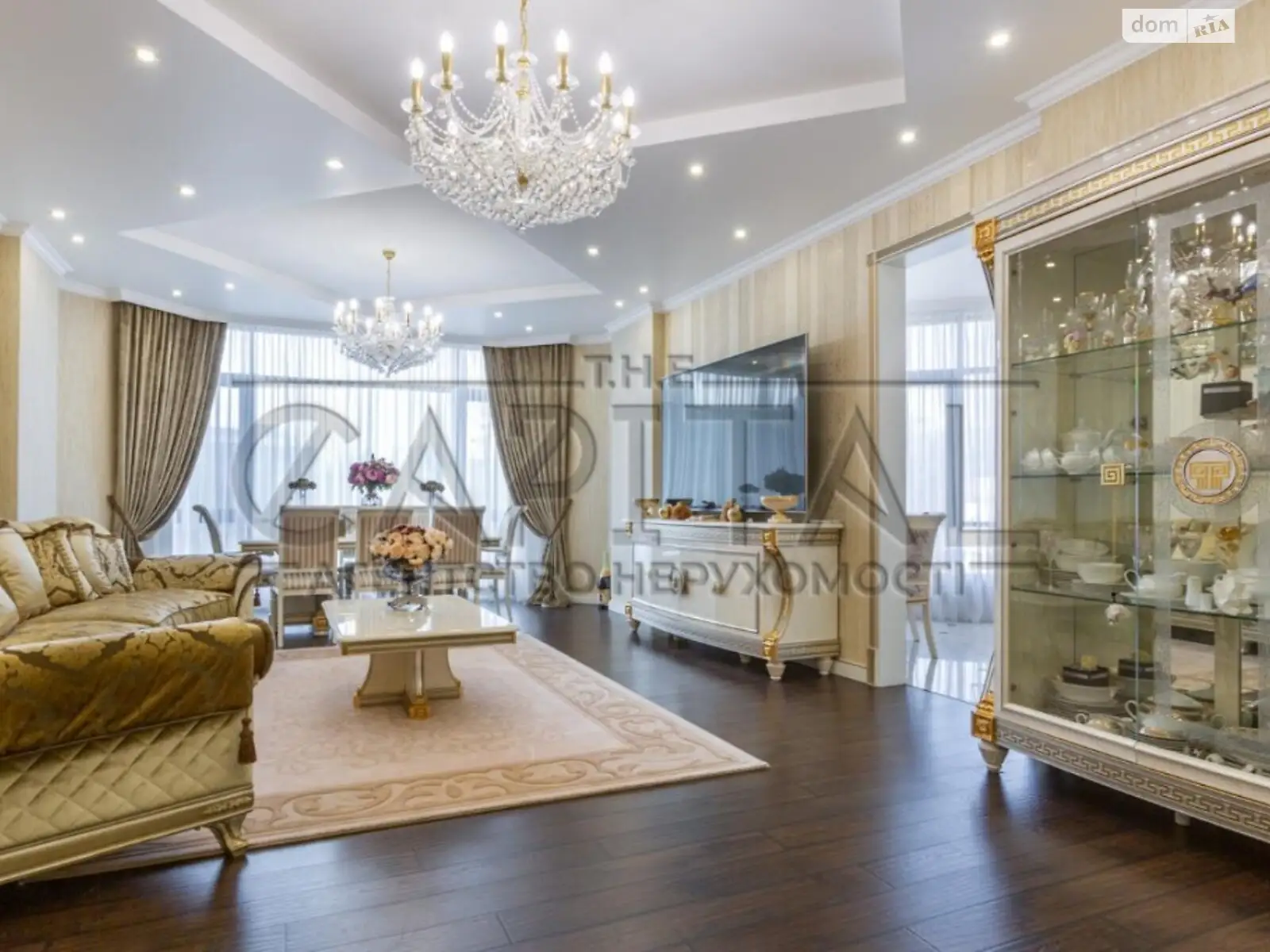 Продается 4-комнатная квартира 185 кв. м в Киеве, ул. Болсуновская, 2