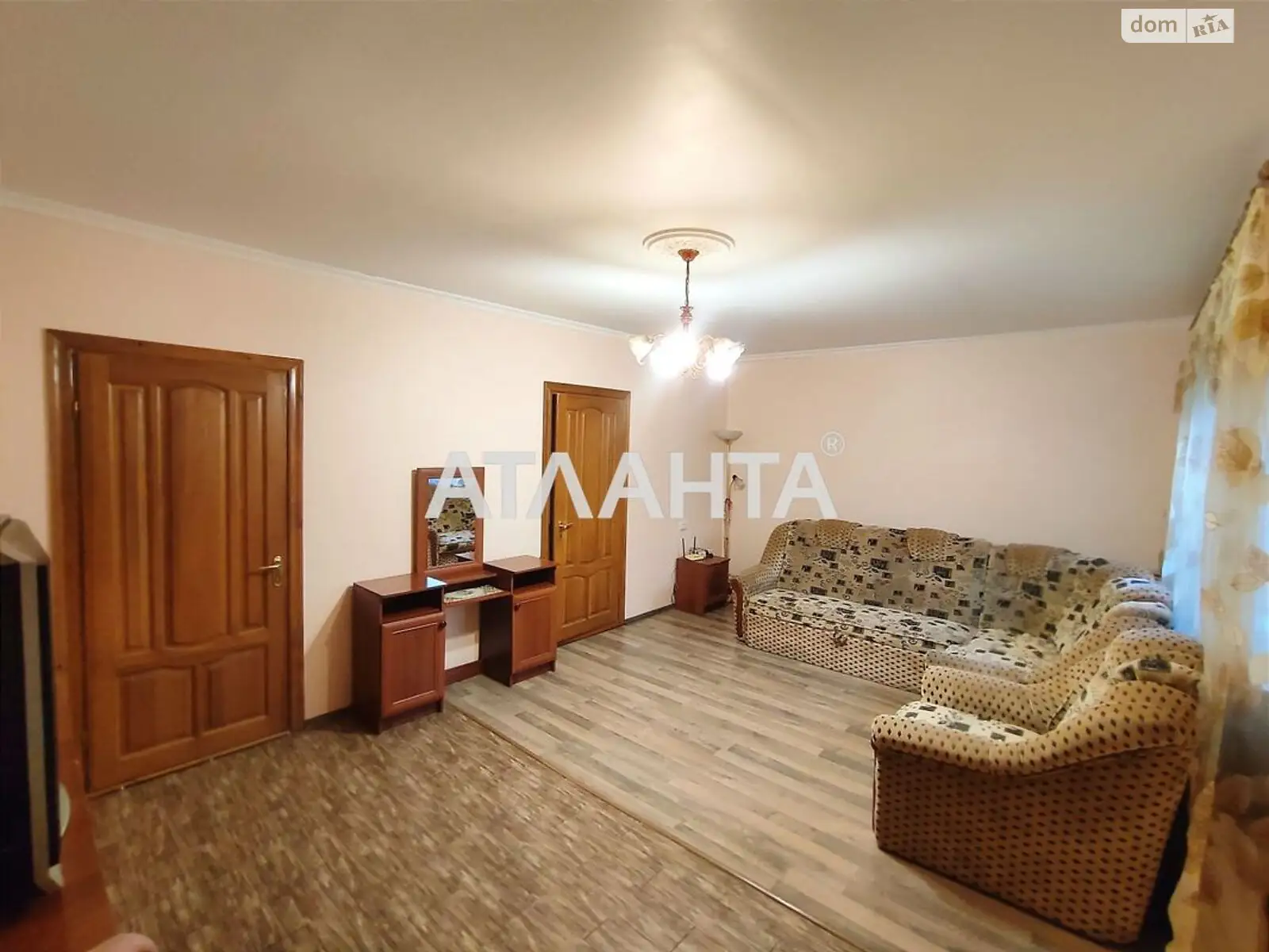 Продается одноэтажный дом 84.3 кв. м с камином, цена: 65500 $