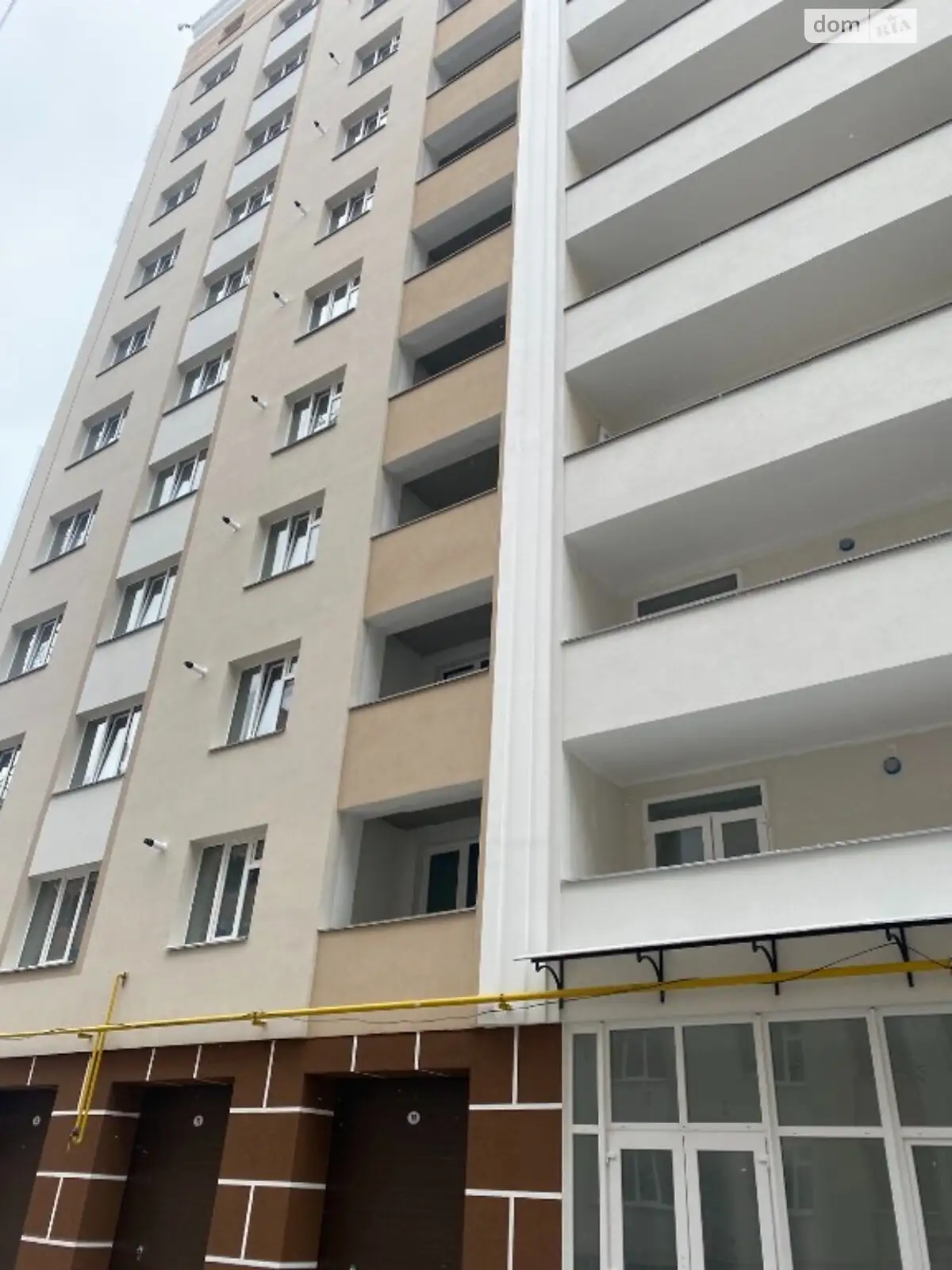 Продается 1-комнатная квартира 46 кв. м в Хмельницком, ул. Кармелюка - фото 1