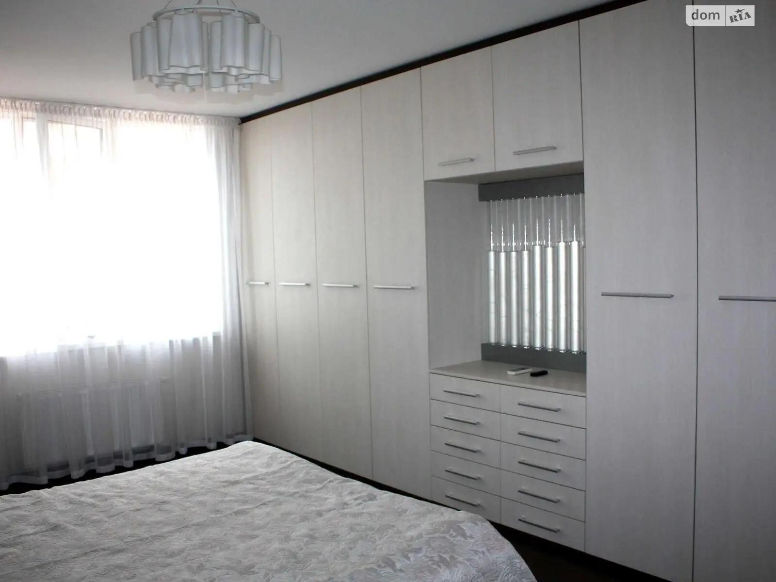 Продається 3-кімнатна квартира 93 кв. м у Києві - фото 3