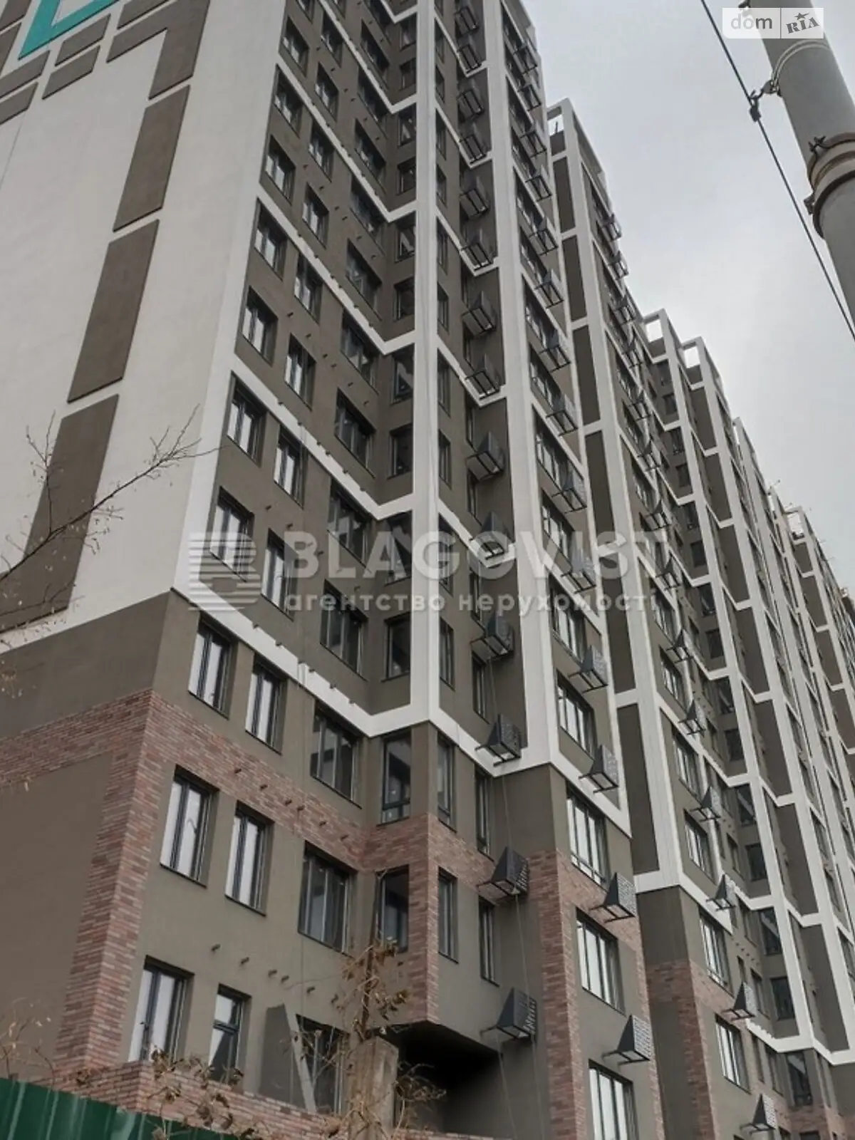 Продается 3-комнатная квартира 71.2 кв. м в Киеве, пер. Индустриальный, 2 - фото 1