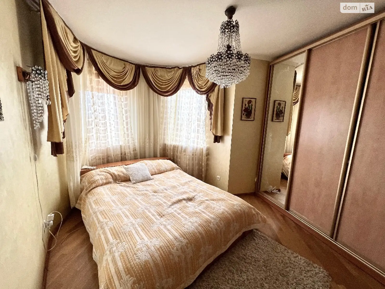 5-комнатная квартира 127.8 кв. м в Тернополе - фото 2