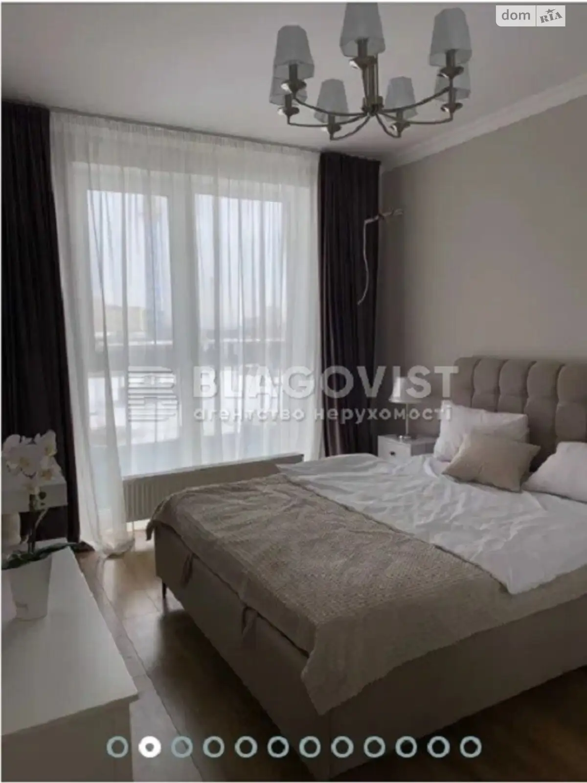 Продается 1-комнатная квартира 39 кв. м в Киеве, ул. Святослава Храброго, 11Б - фото 1