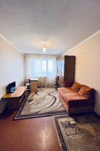 Здається в оренду 1-кімнатна квартира 34 кв. м у Черкасах, вул. Корольова Академіка