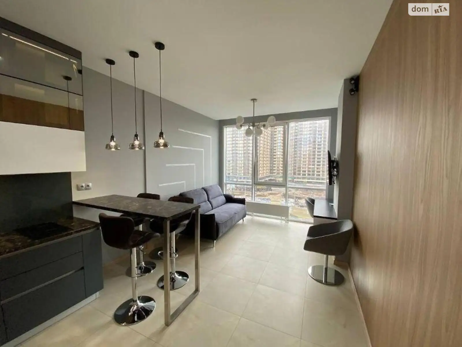 Продается 1-комнатная квартира 32 кв. м в Киеве, цена: 95000 $
