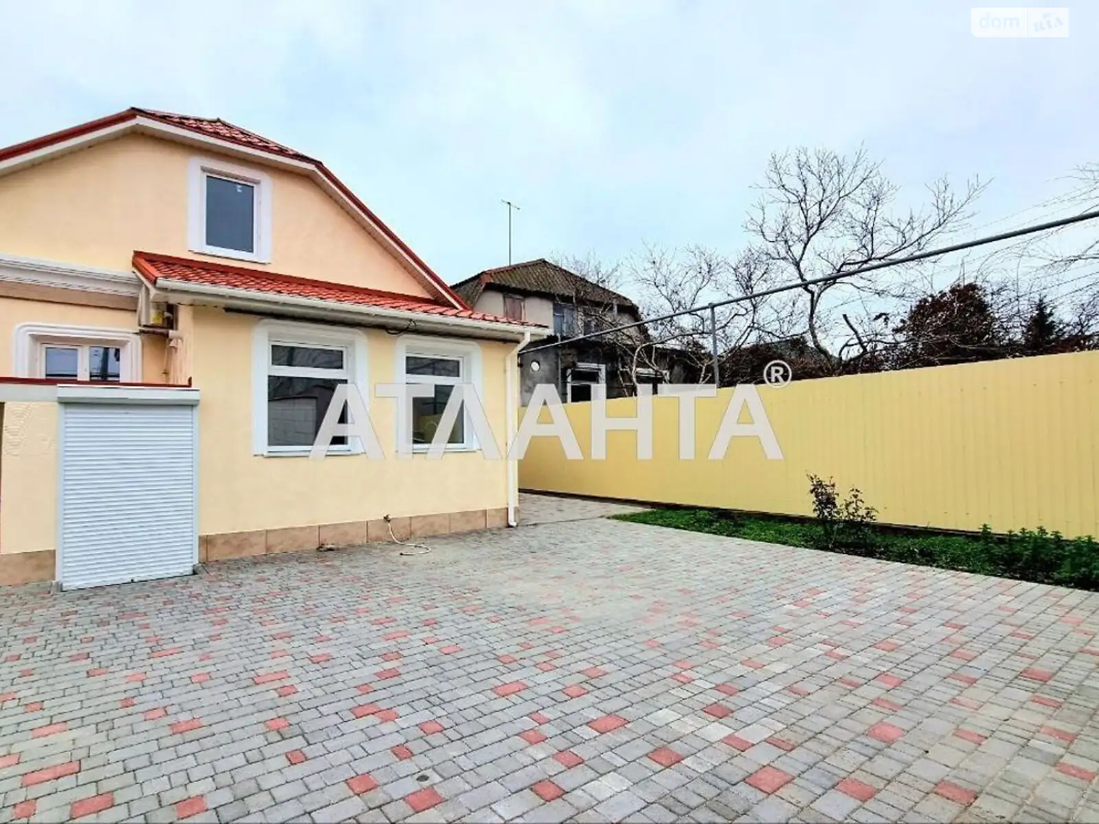 Продається одноповерховий будинок 110 кв. м з каміном, цена: 155000 $