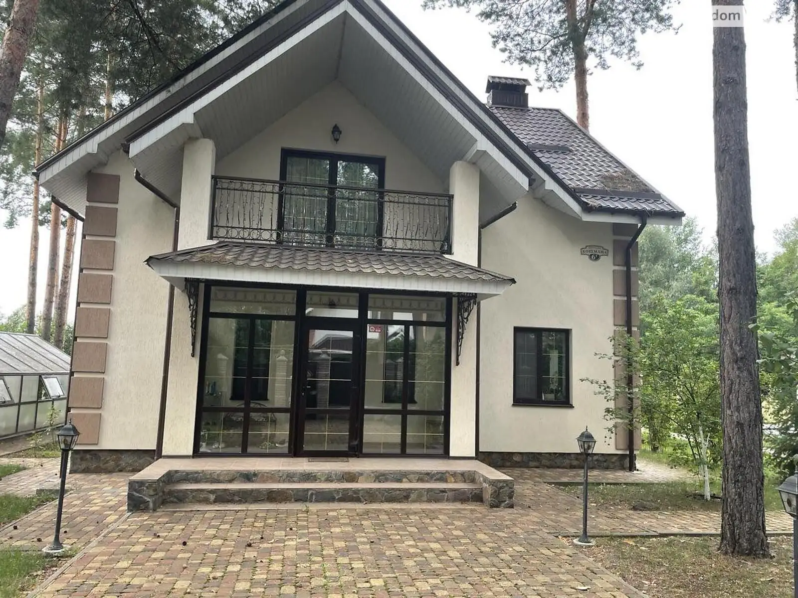 Продается дом на 2 этажа 170 кв. м с камином, цена: 350000 $ - фото 1