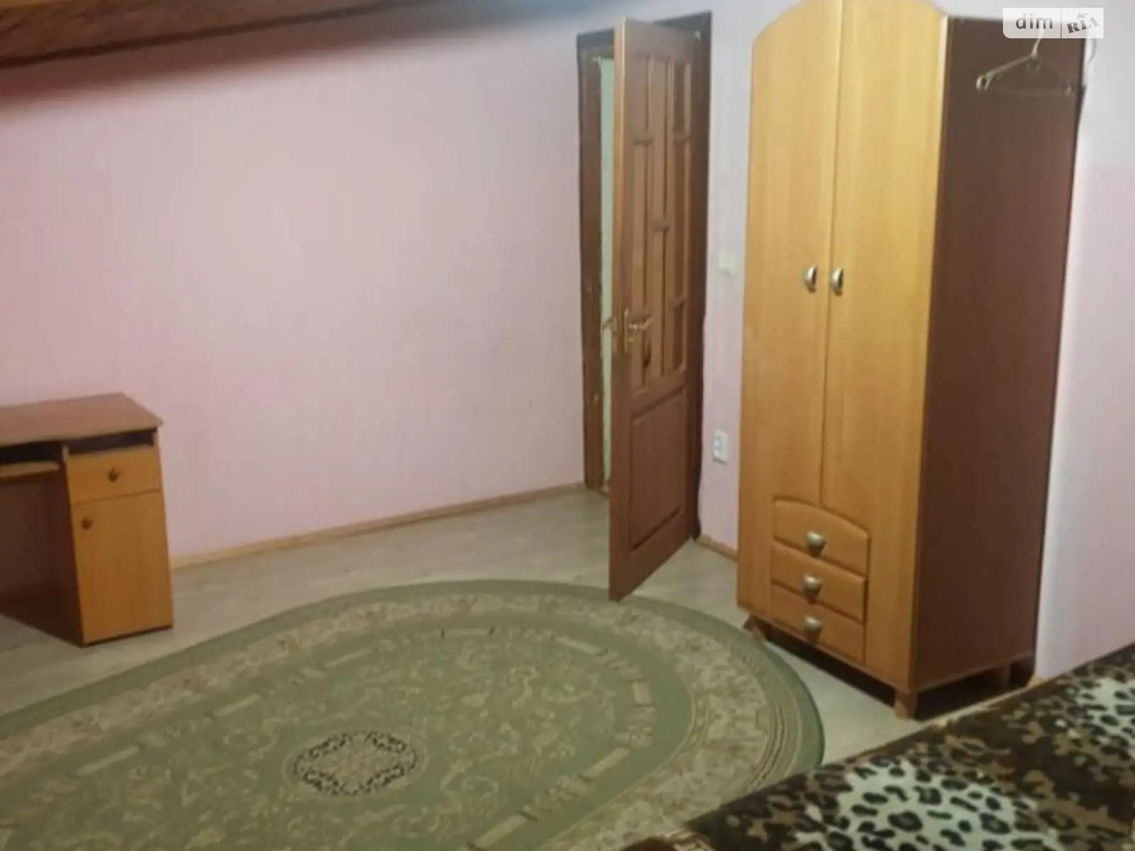 Сдается в оренду частина будинку 120 кв. м з гаражем, цена: 500 $