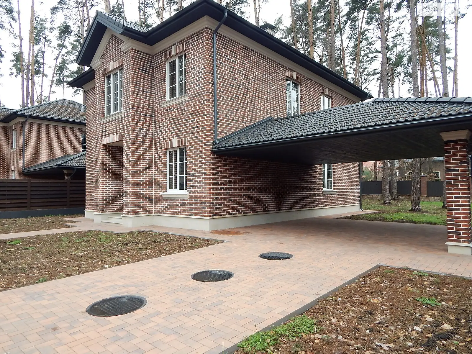 Продається будинок 2 поверховий 197 кв. м з гаражем, цена: 340000 $ - фото 1