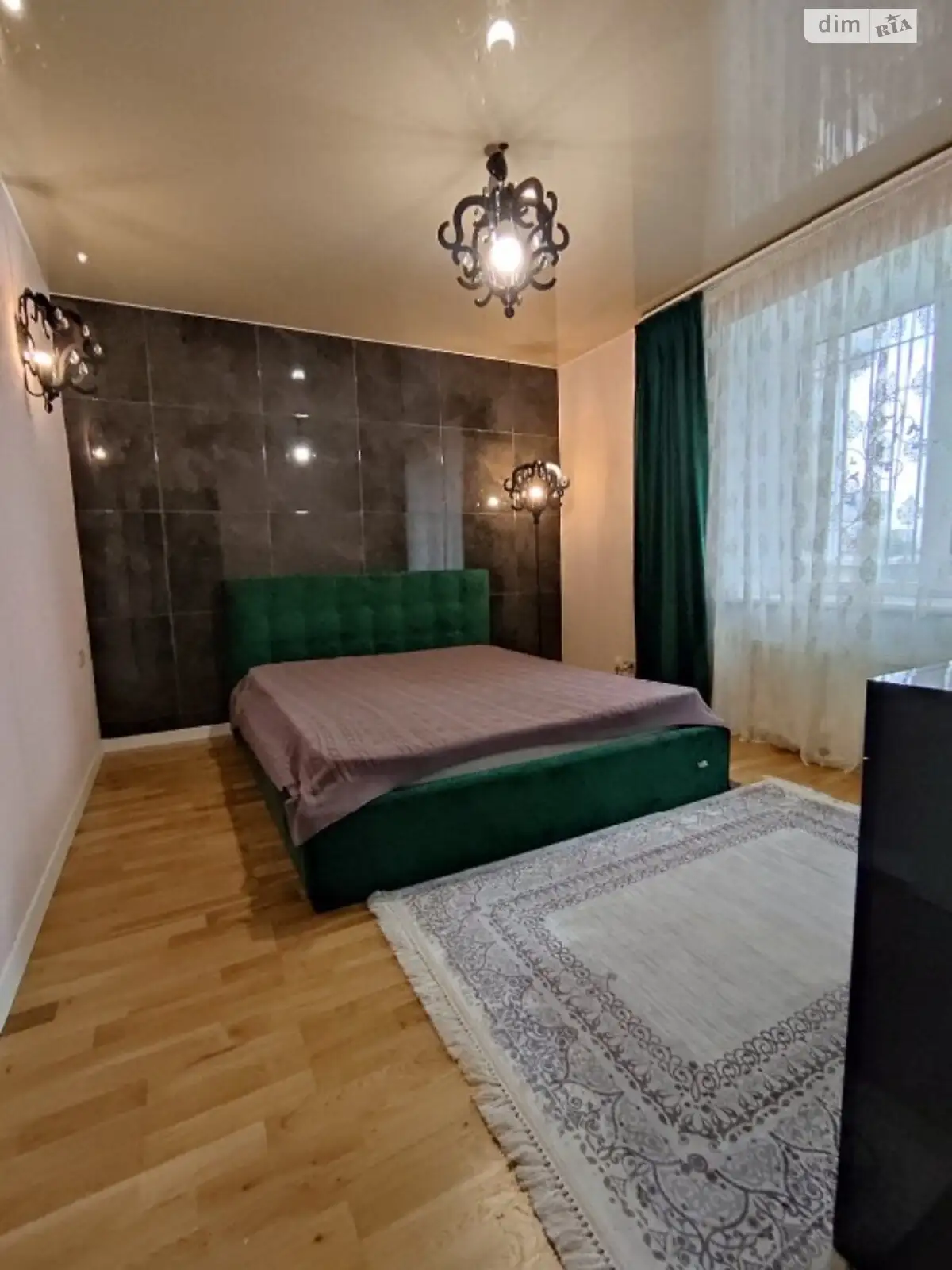 Продається 1-кімнатна квартира 54 кв. м у Хмельницькому, вул. Лісогринівецька