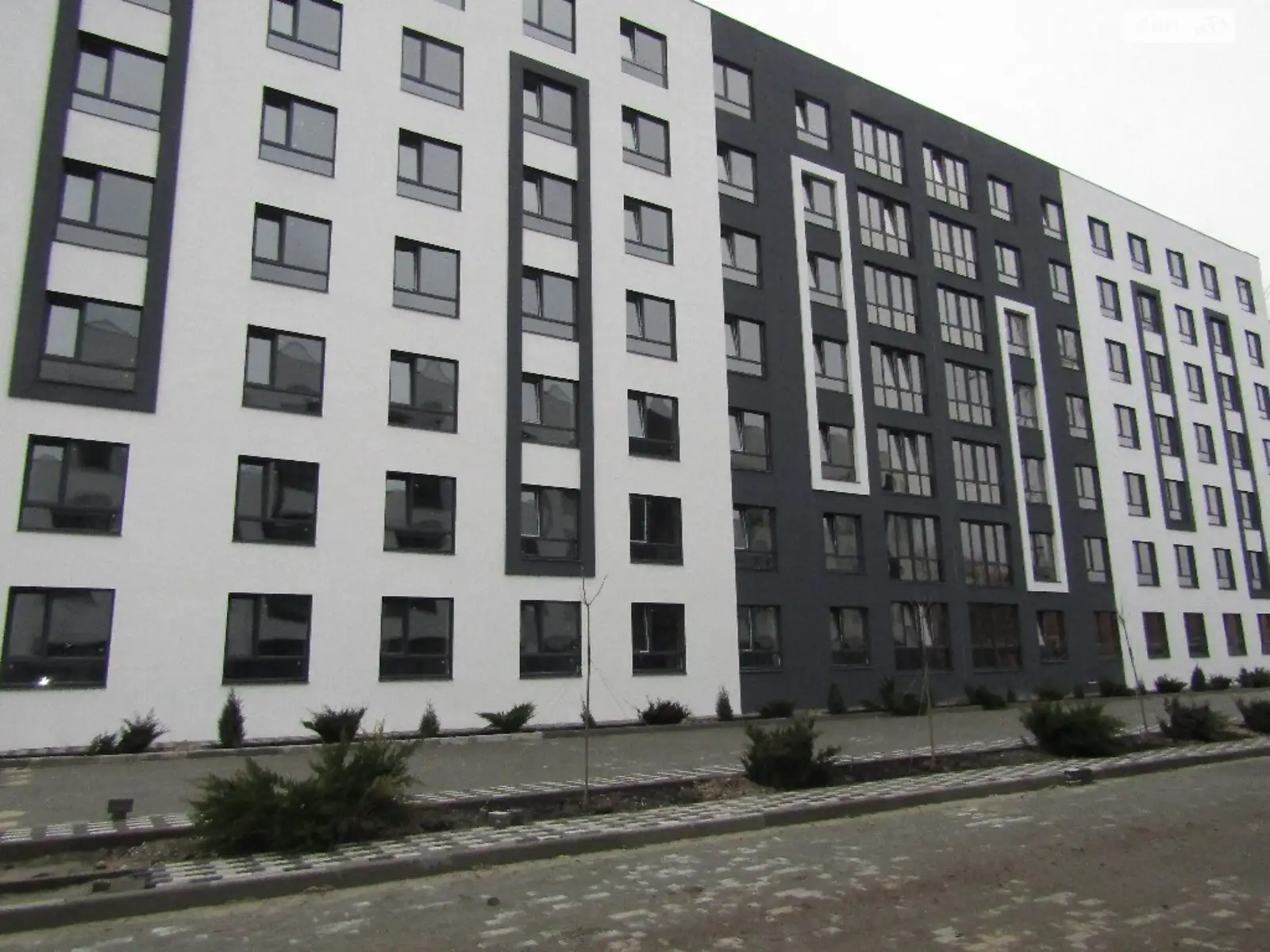 Продается 1-комнатная квартира 24 кв. м в Гостомеле, ул. Мирная