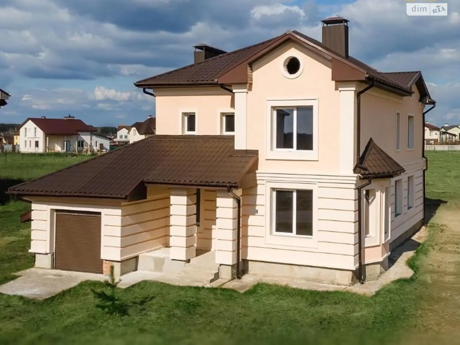 Продається будинок 2 поверховий 232 кв. м з садом, цена: 179000 $ - фото 1