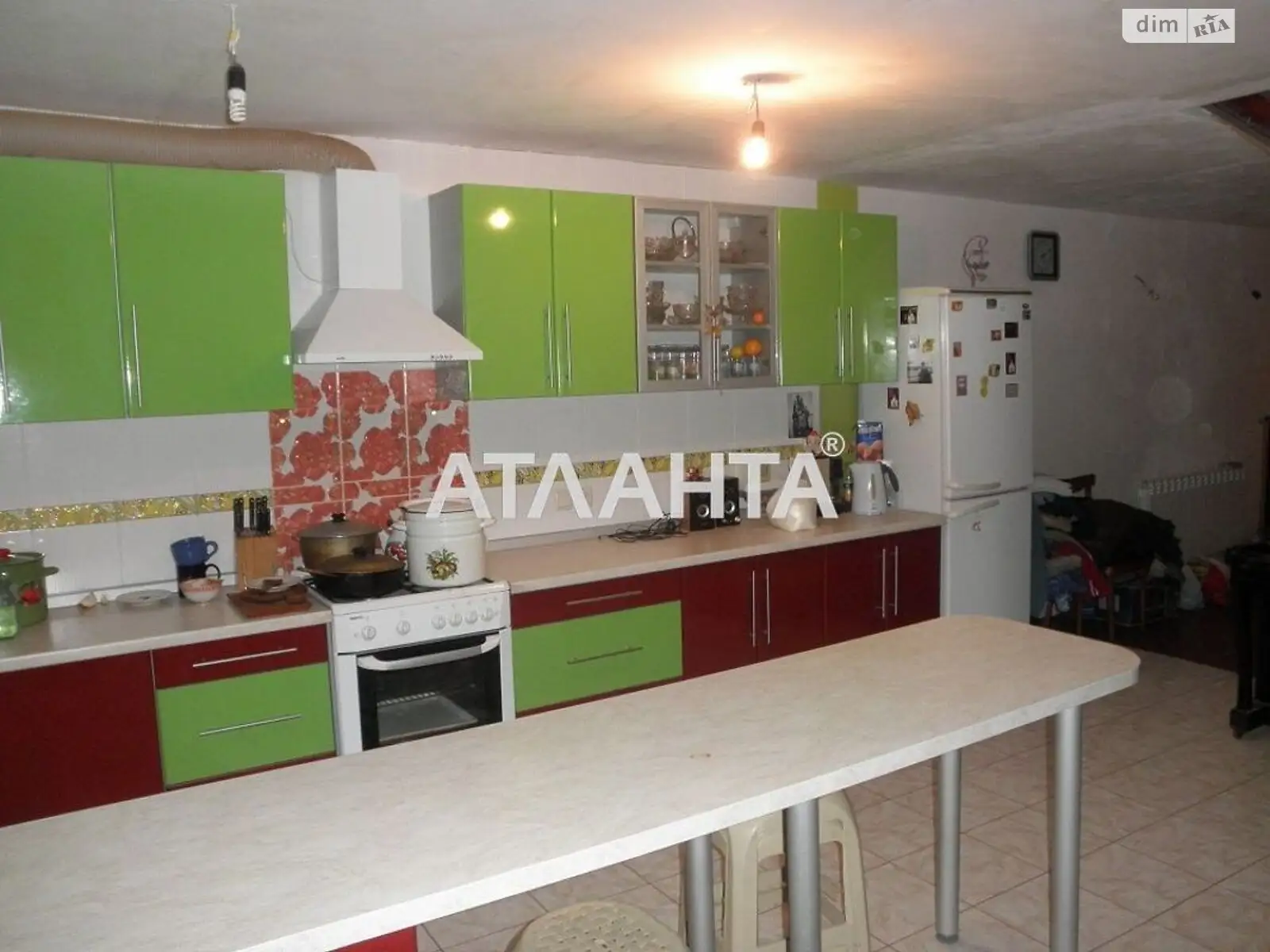 Продается дом на 2 этажа 600 кв. м с террасой, цена: 150000 $ - фото 1