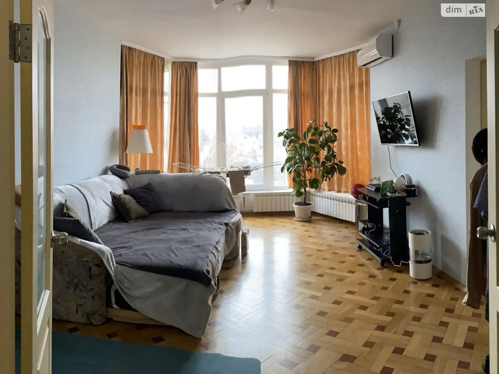 Продается 3-комнатная квартира 79 кв. м в Днепре, цена: 75000 $