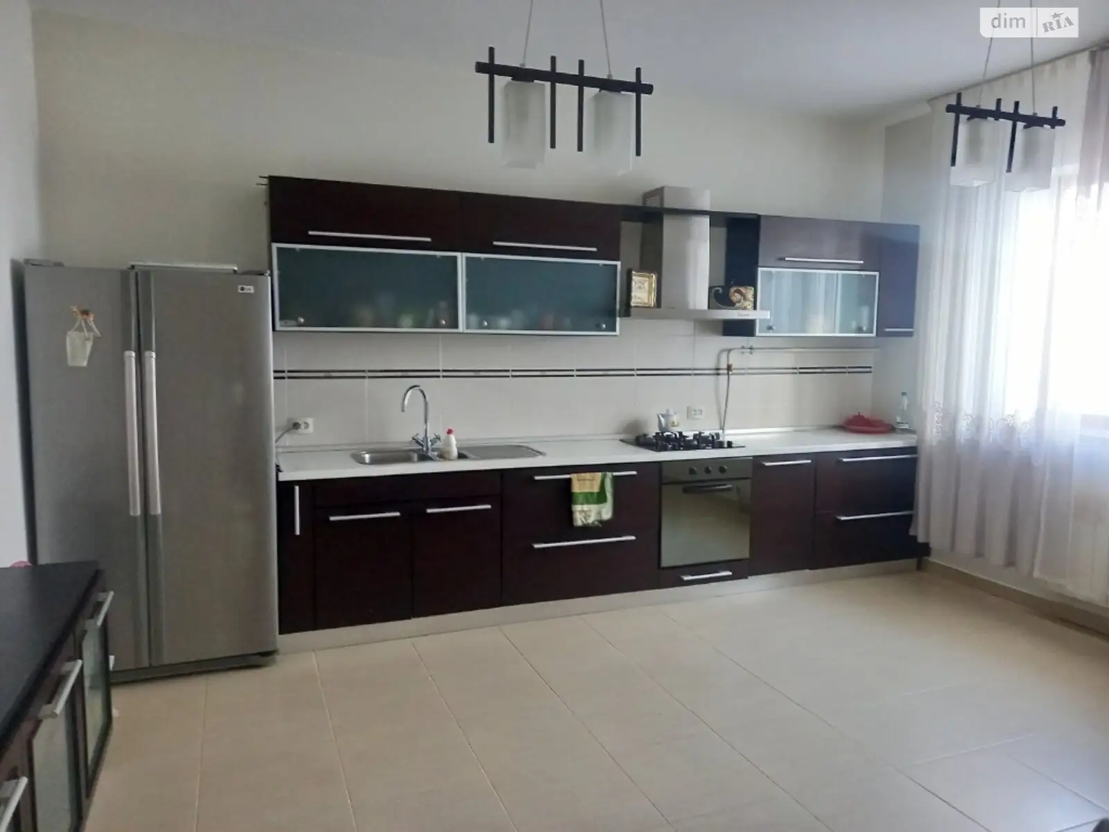 Продається будинок 2 поверховий 180 кв. м з гаражем, цена: 198000 $ - фото 1