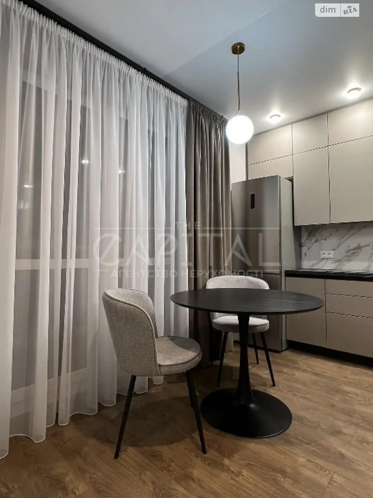 Продается 1-комнатная квартира 40 кв. м в Киеве, ул. Метрологическая - фото 1