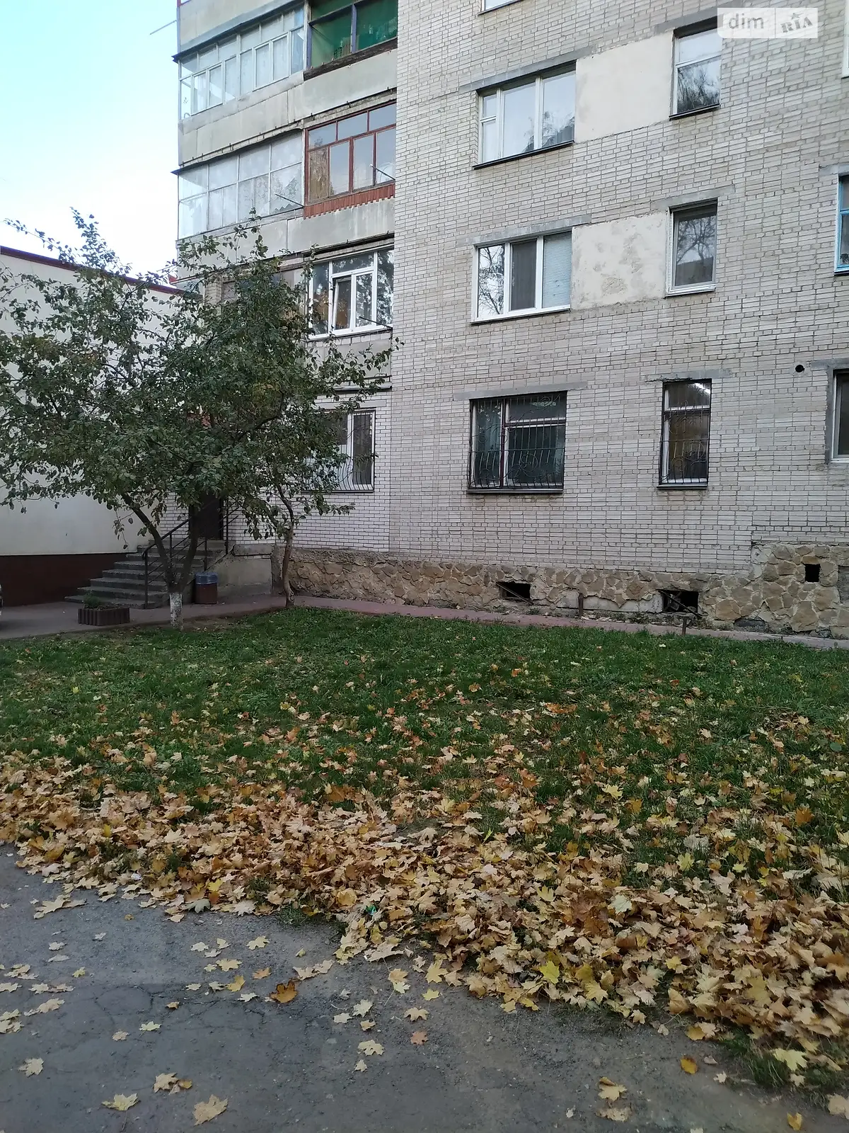 Продается помещения свободного назначения 102.6 кв. м в 9-этажном здании, цена: 125000 $ - фото 1