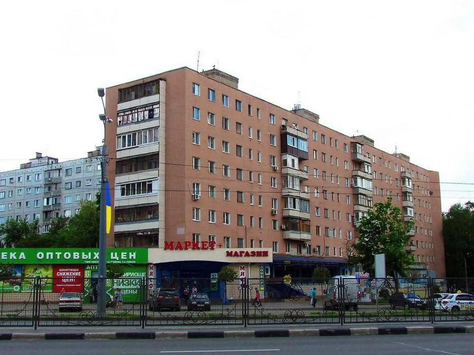 Продается 3-комнатная квартира 58 кв. м в Харькове, просп. Гагарина, 72 - фото 1