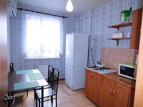 Здається в оренду 2-кімнатна квартира 50 кв. м у Одесі, вул. Торгова