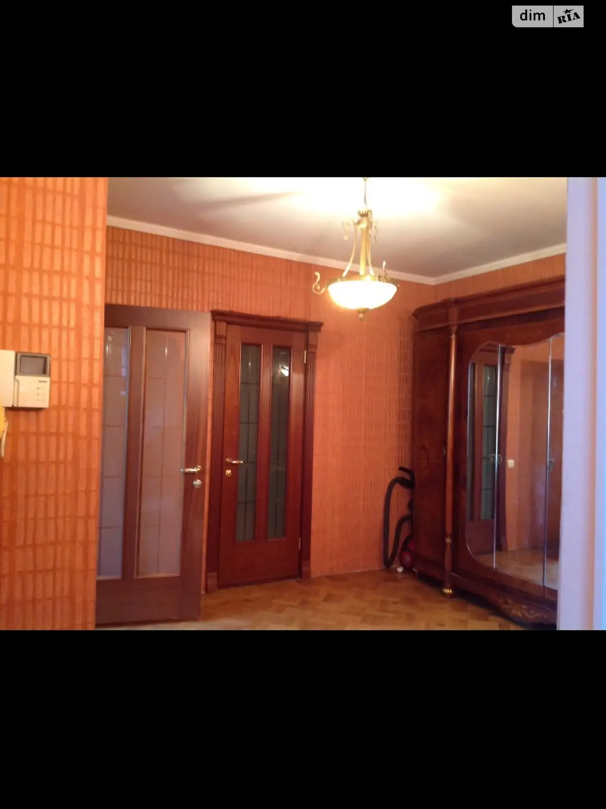 Продается дом на 2 этажа 243 кв. м с подвалом - фото 4