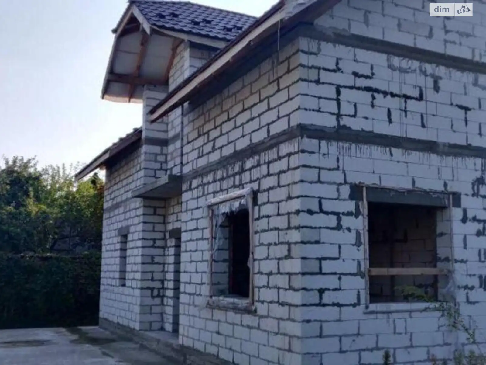 Продається будинок 2 поверховий 197 кв. м з каміном, цена: 88000 $