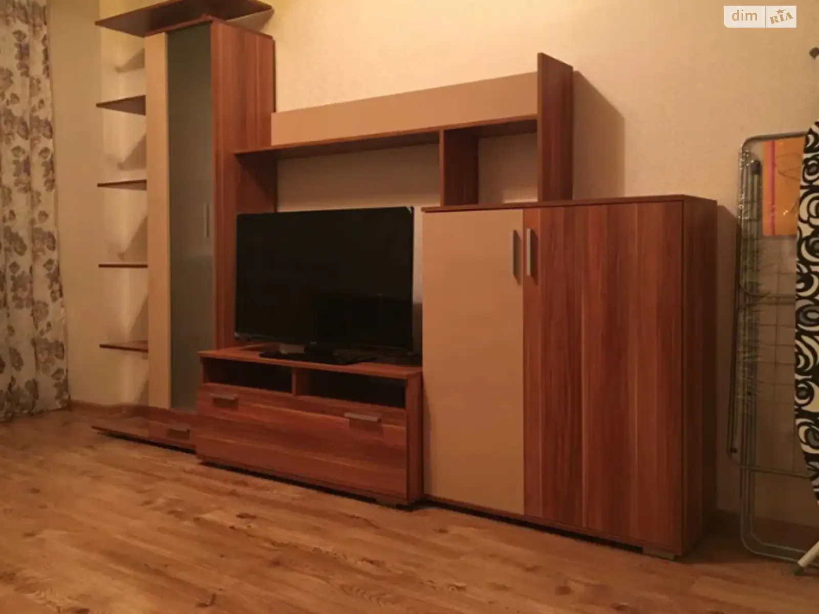 Продается 1-комнатная квартира 33 кв. м в Одессе, ул. Европейская - фото 1