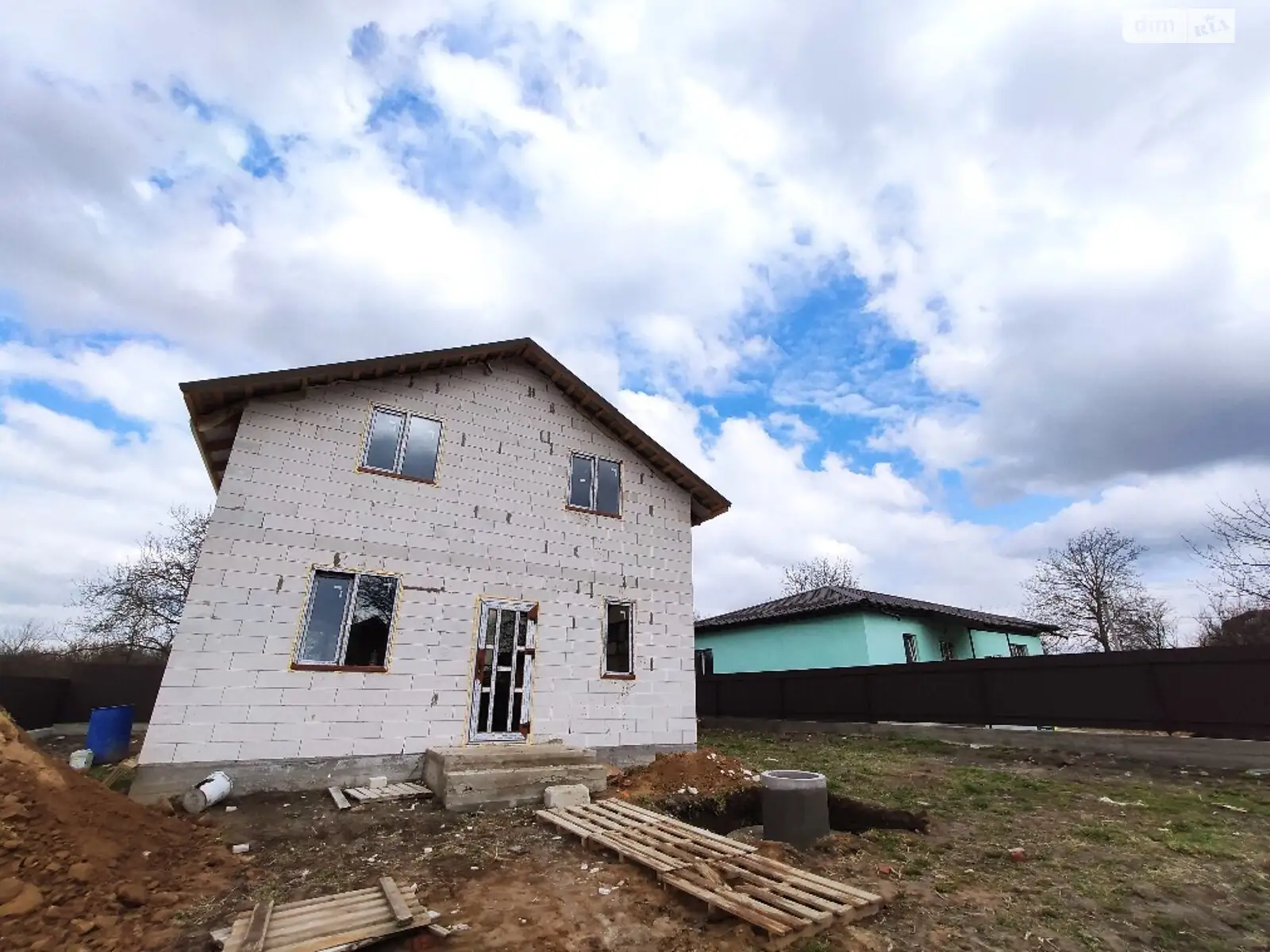 Продається будинок 2 поверховий 110 кв. м з каміном, цена: 62000 $ - фото 1