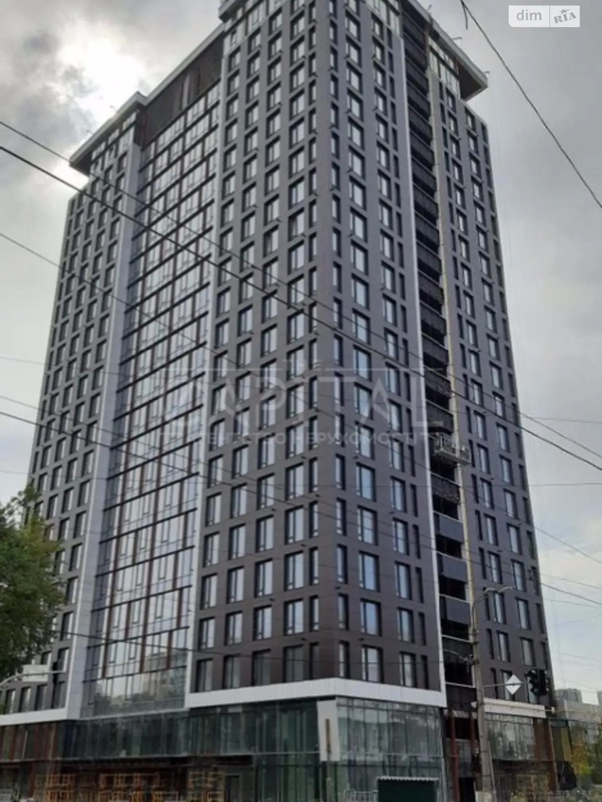 Продается 3-комнатная квартира 93 кв. м в Киеве, ул. Дегтяревская, 17-19 - фото 1