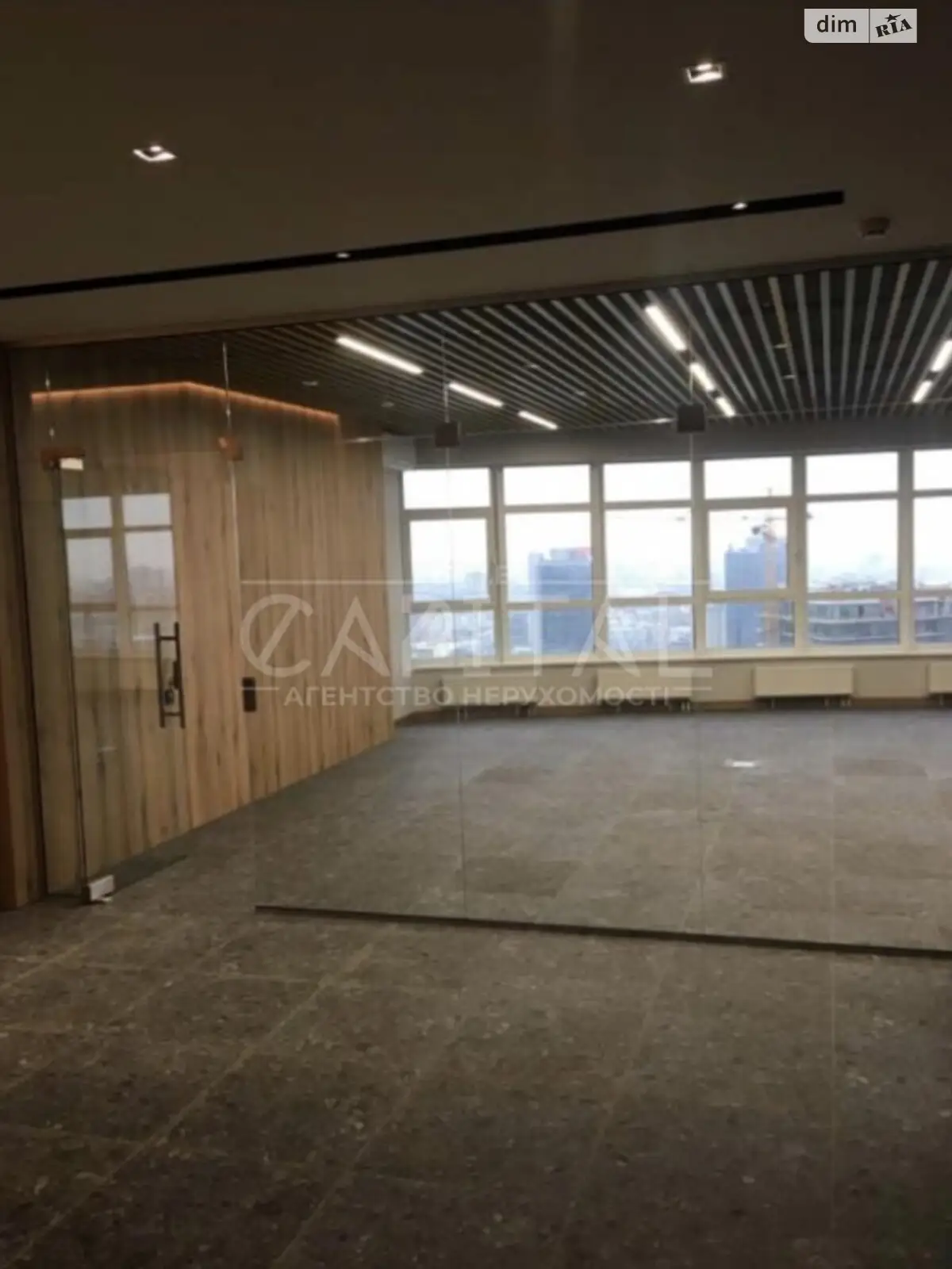 Продається офіс 253 кв. м в бізнес-центрі, цена: 490000 $ - фото 1
