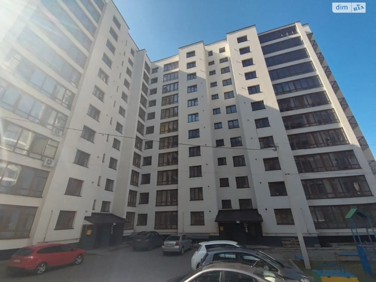 Продается 3-комнатная квартира 103 кв. м в Хмельницком, ул. Плоская, 21