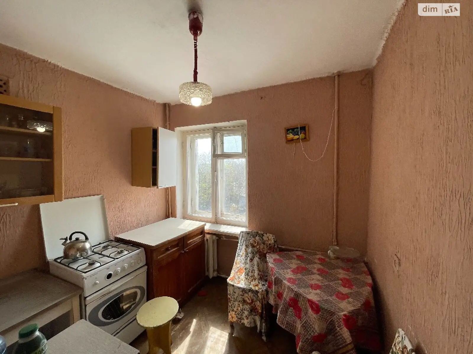 Продается 1-комнатная квартира 28 кв. м в Черноморске, пер. Школьный - фото 1